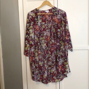 LulaRoe silky Lindsey cardigan! Large